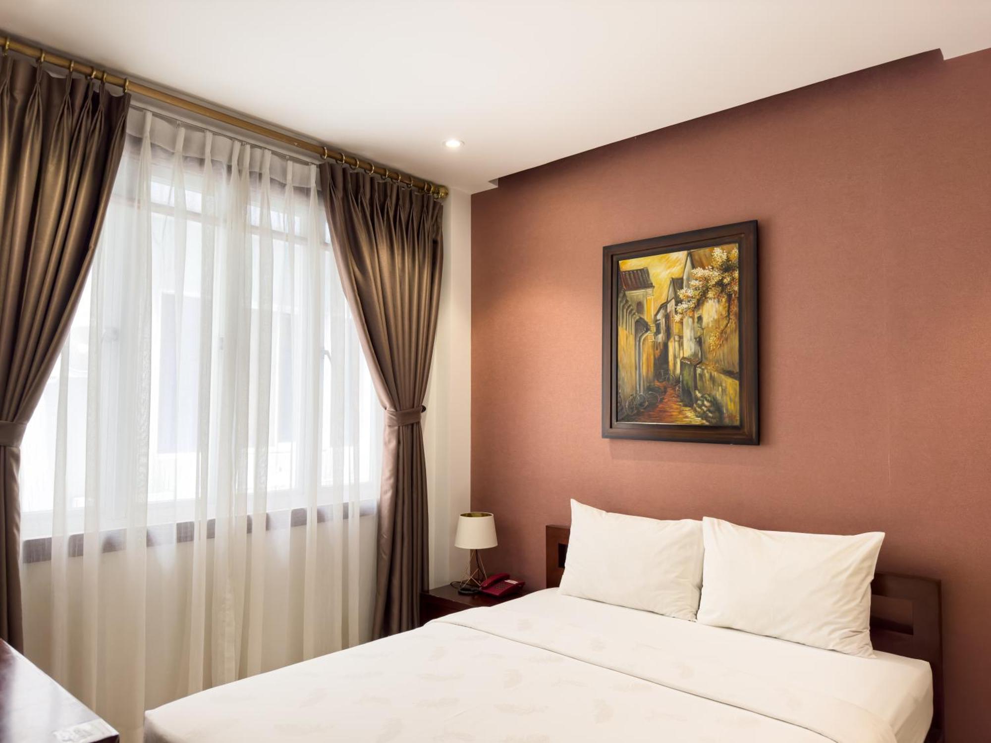 Khách sạn Hoang Yen 3*